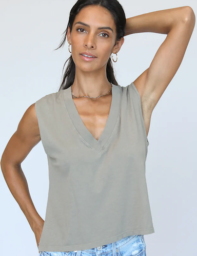 Margot V-Neck Boxy Tee