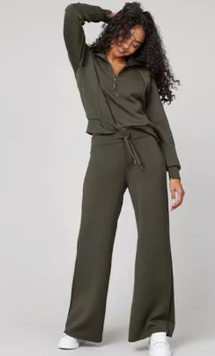 Air Essentials Half Zip