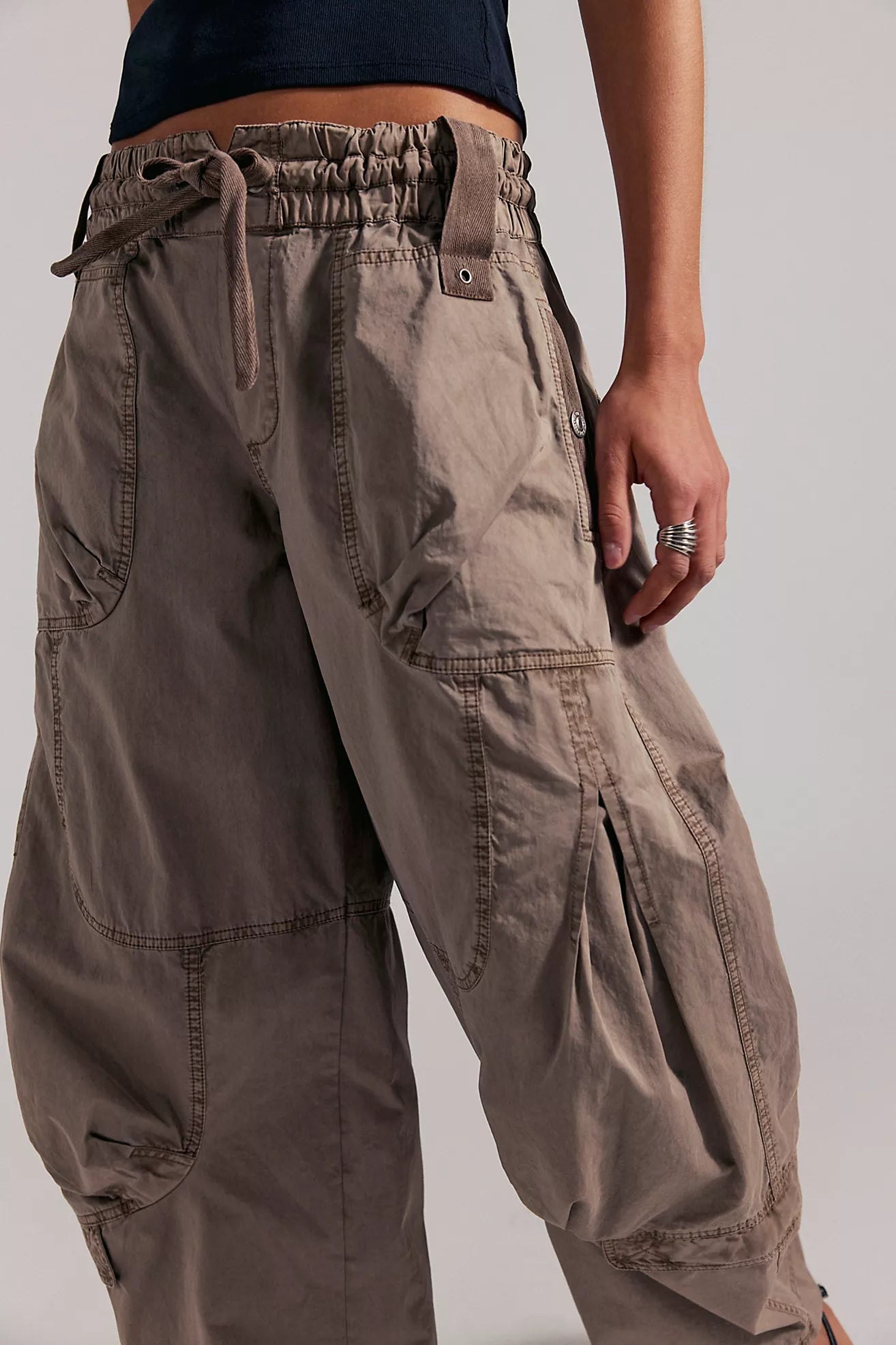 Onset Parachute Pant